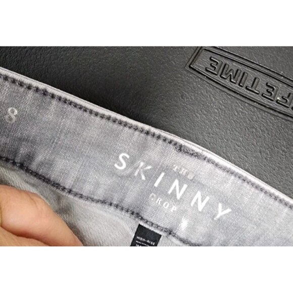 White House Black Market Jeans 8 Skinny Crop Light Wash Gray Stretch Zip Ankle - Picture 5 of 11